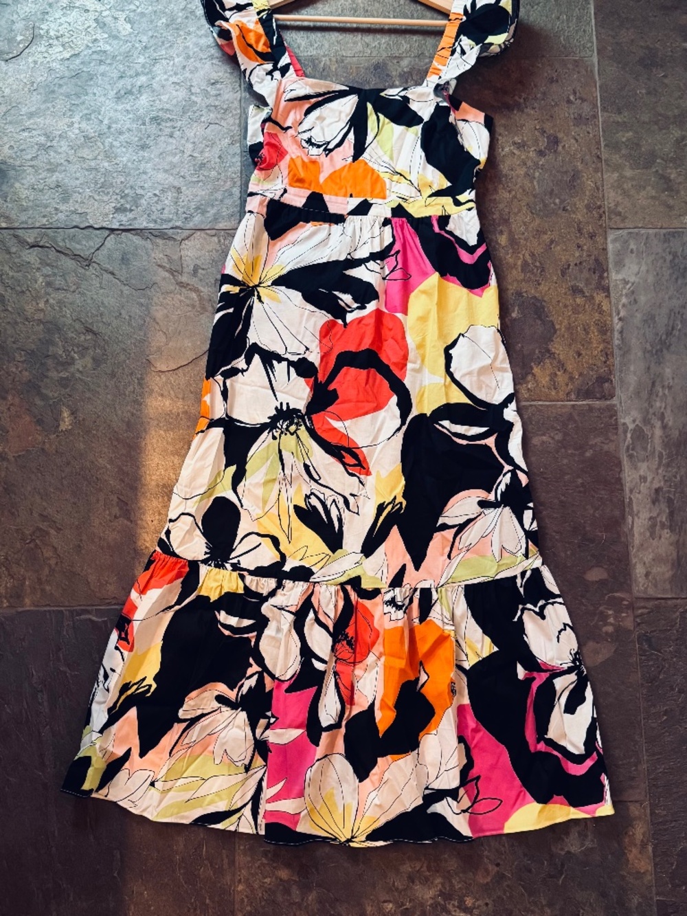 London Times Floral Maxi Dress in Black, White, Pink, Orange, Yellow - m
